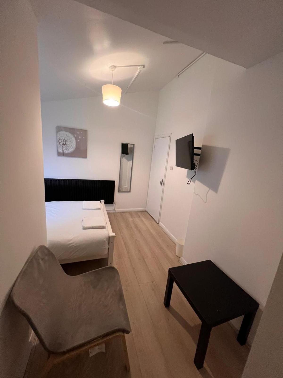 London E2 Rooms Exterior photo